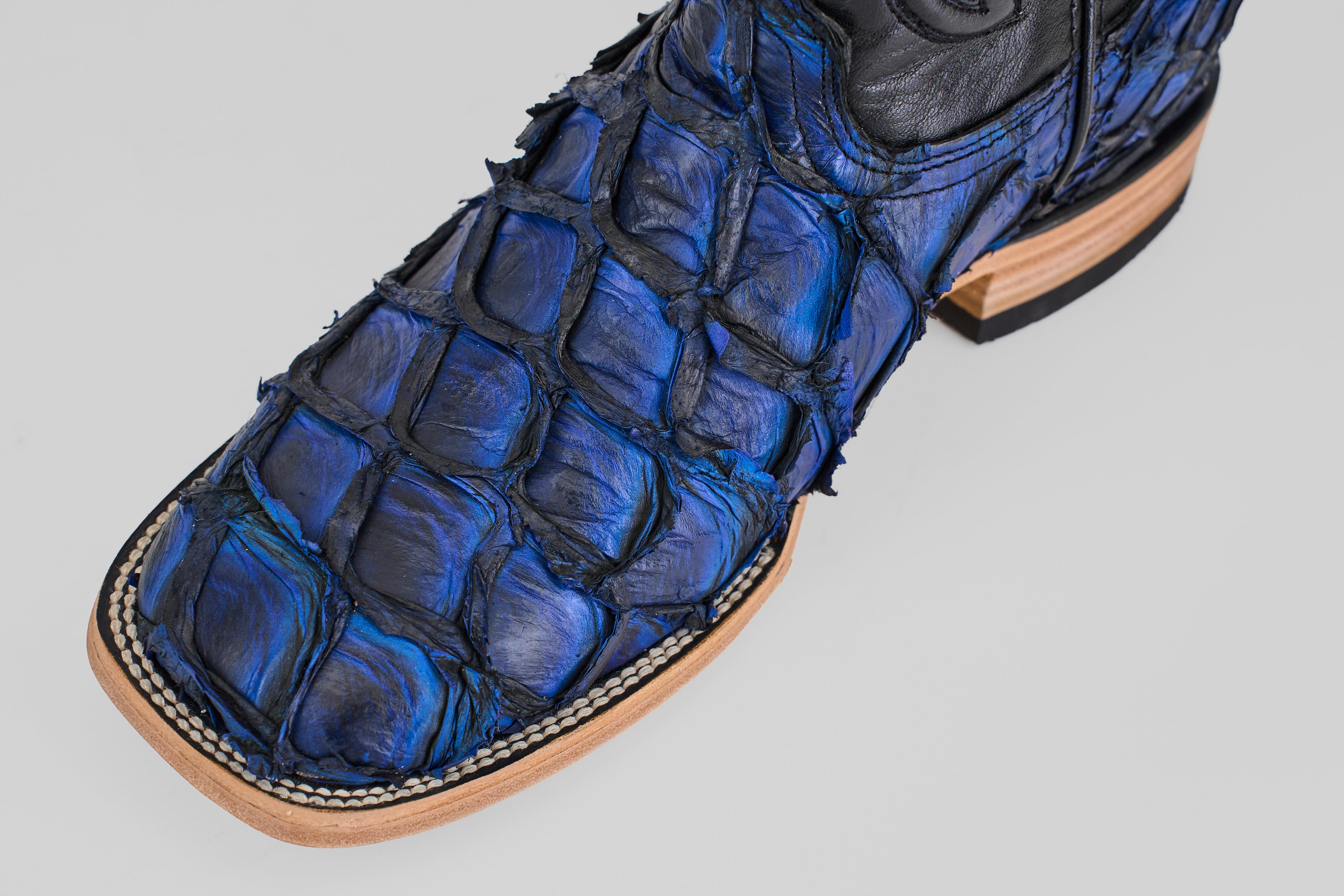 Connor Pirarucu Fish Boots - Dark Blue - Square Toe (PZ60)