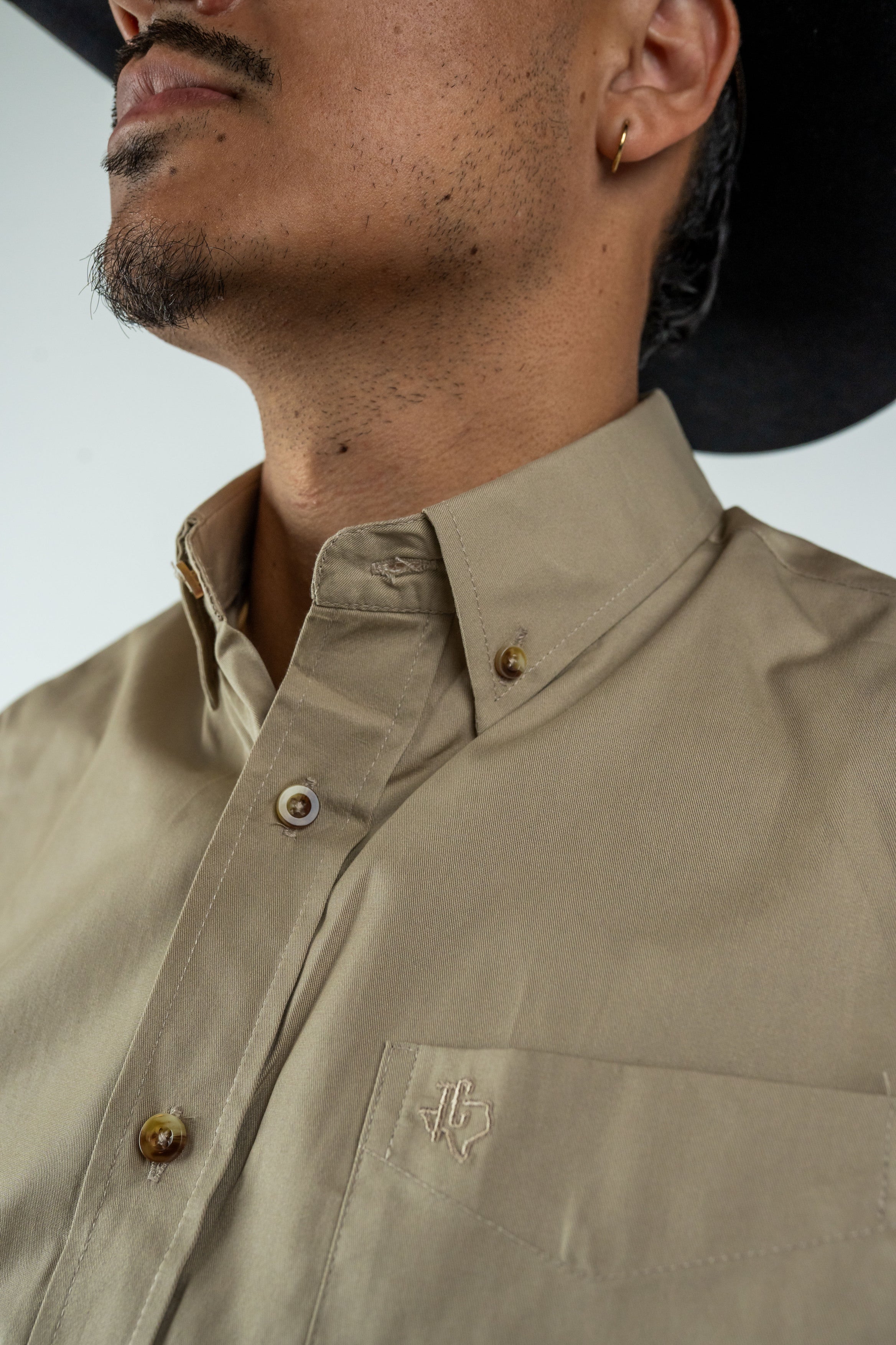 Texas Country - Solid Khaki Button-Down Long-Sleeve Shirt (AC110L/T)