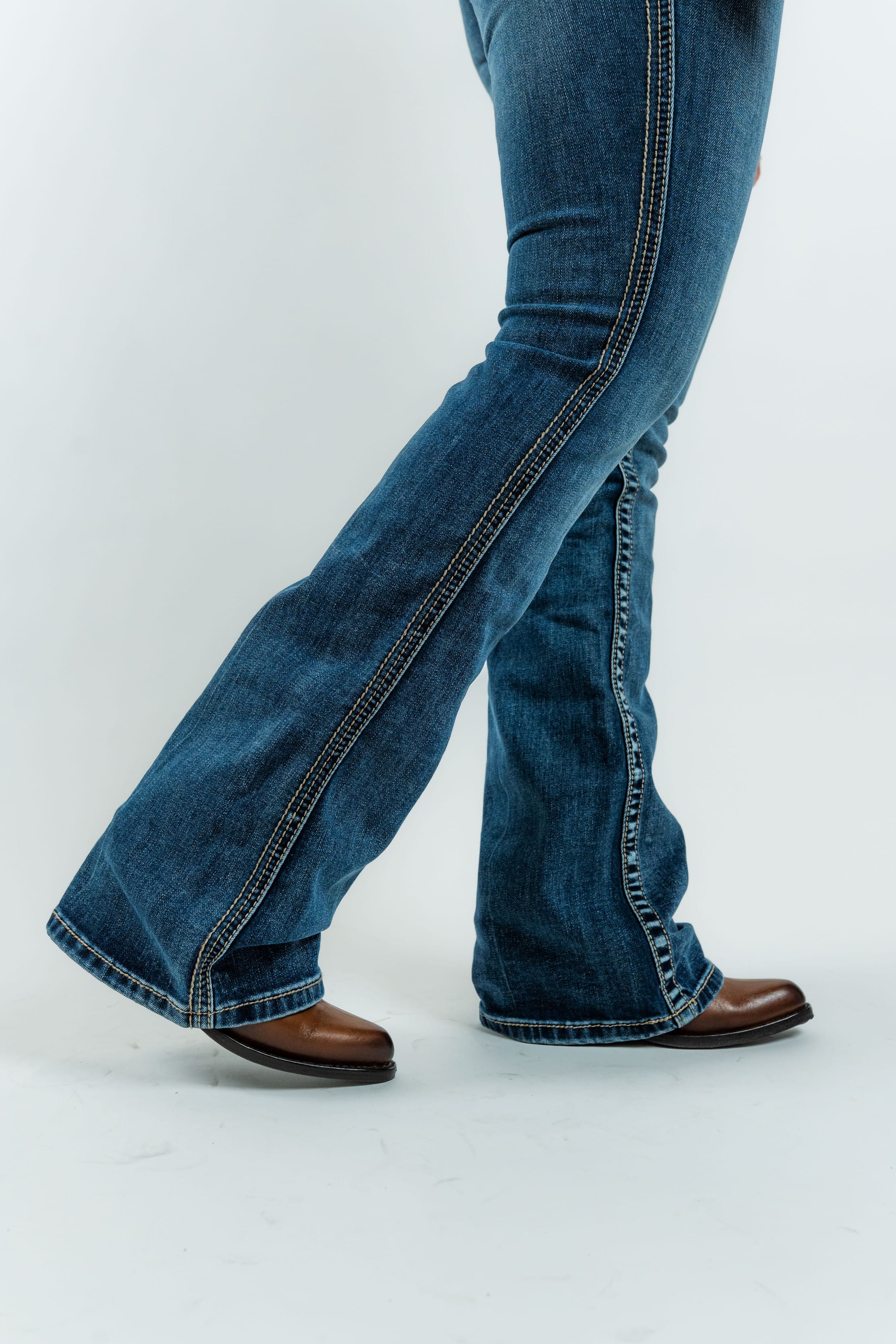 Western Blue Pantalones Women's Boot Cut Denim Jeans (W243-PB33)
